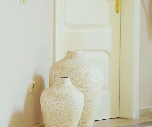 Suites & Beds Dp Albufeira Hostel