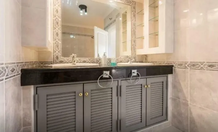 Suites & Beds Dp Albufeira Hostel