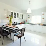 & Beds Dp ホステル *